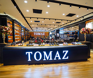 TOMAZ CONCEPT STORE